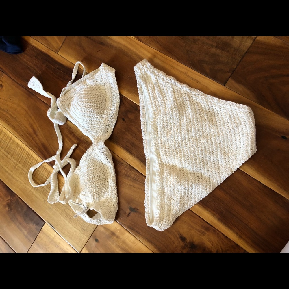 bathing suit - Picture 2 of 2
